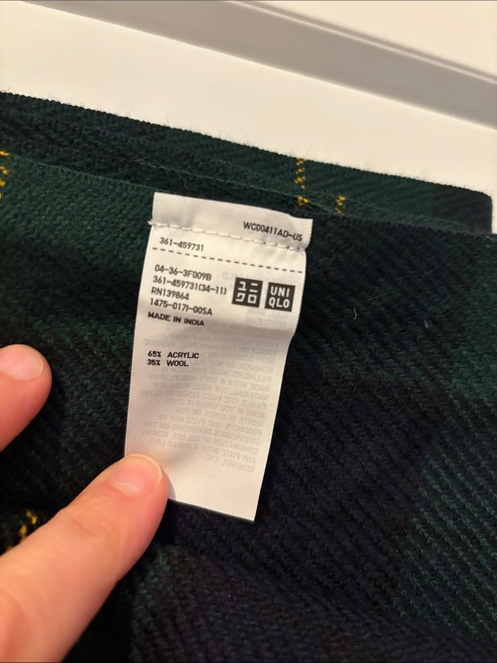 Uniqlo soft plaid